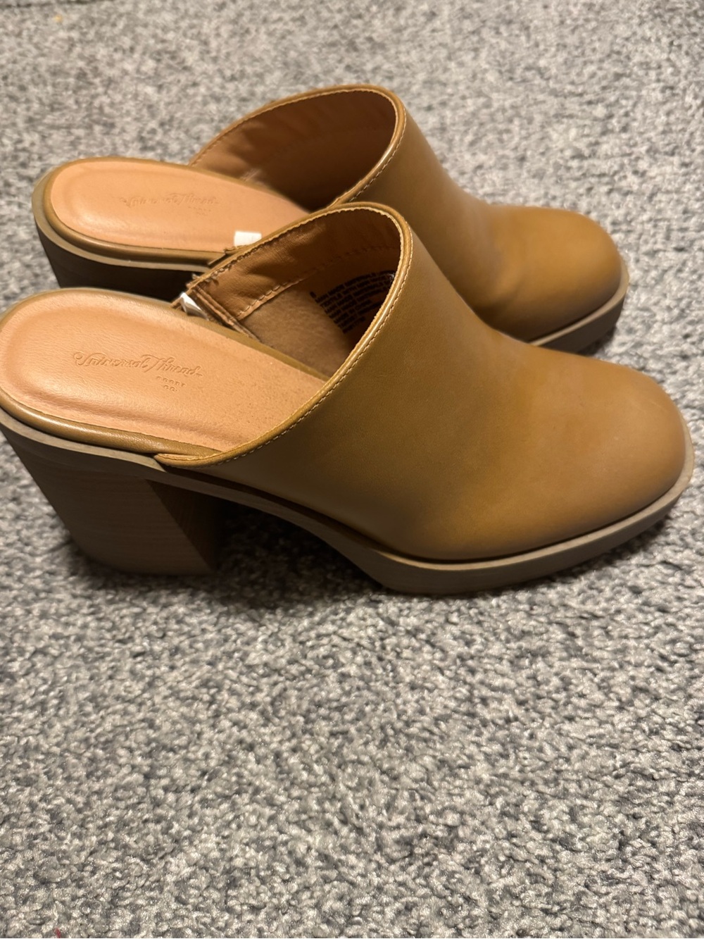 Classic Tan Leather Mule Heels - Women's Slide Pumps